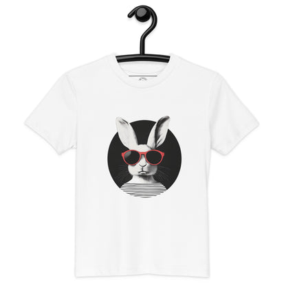 T-shirt enfant bio “Jean-Paul” avec lapin blanc stylé et lunettes rouges sur cintre